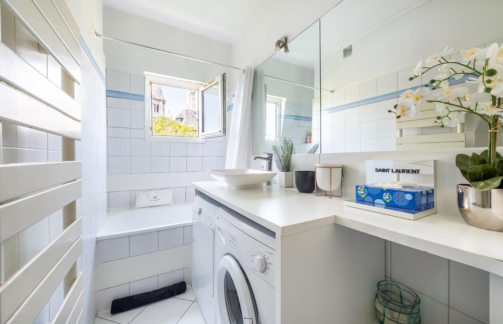 In Front Of The Sacre Coeur - 2 Bedrooms With Elevator Apartamento Paris